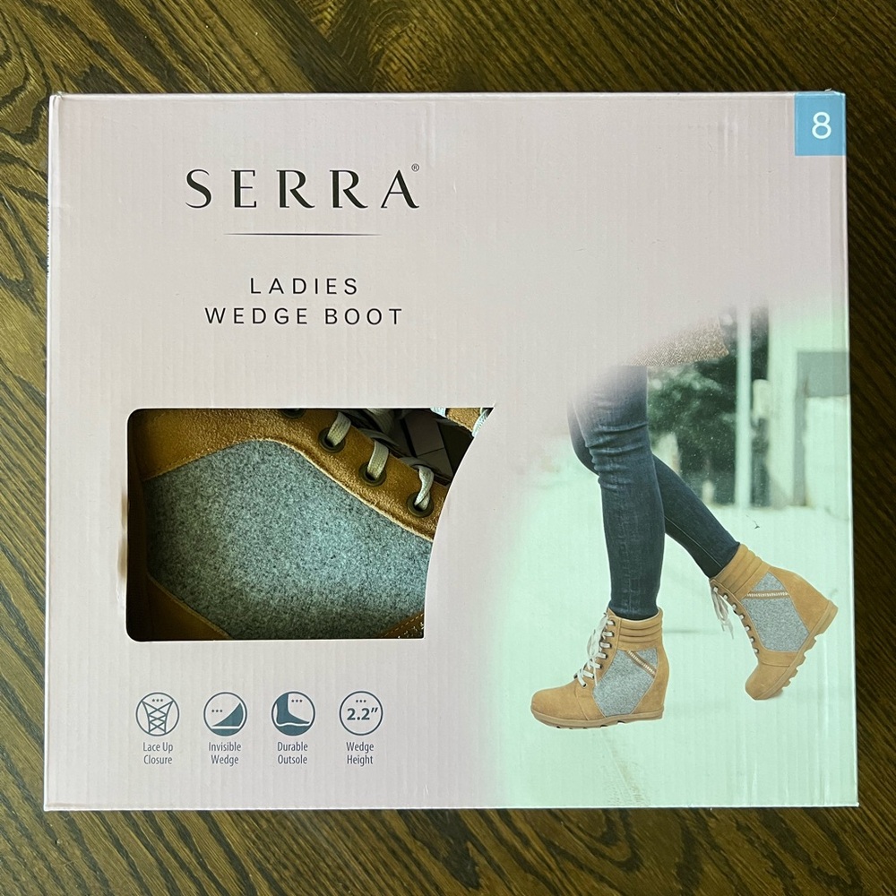 Serra Two-Tone Wedge Boot in Tan and Gray